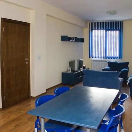 Mont Blanc Hotel apartamentowy 3*