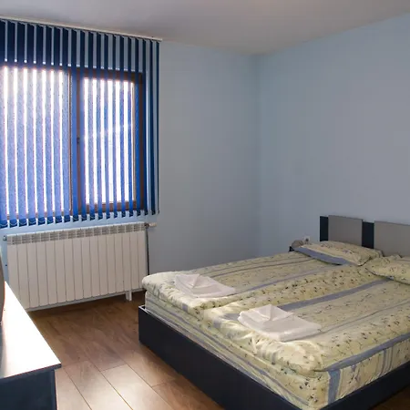 Aparthotel Mont Blanc 3*